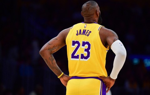 世界赛赛程-领袖！詹姆斯：我输掉总决赛后，会看看自己还能怎么进步！