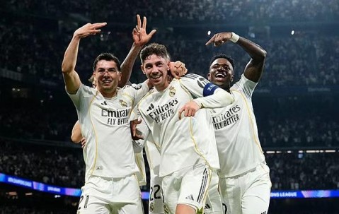 英雄联盟世界赛-人物｜这感觉真爽！皇马队副巴尔韦德半场就“戴帽”